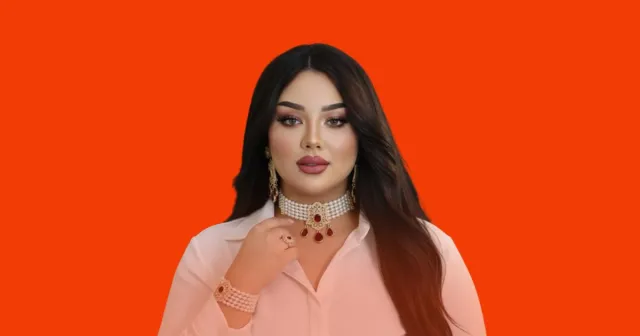 صورة شيراز بوتفنوشات - السيرة الذاتية والإنجازات